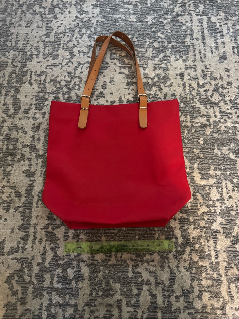 Lands’ End Classic Women's Tote Bag in Red with Tan Straps - Picture 2 of 6